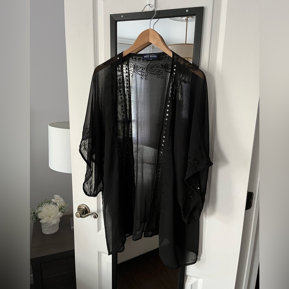 Rio Sud black duster with sequence